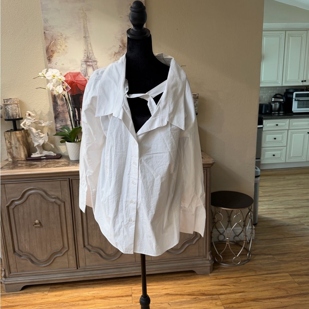 Zara Crisp White Blouse with Unique Collar